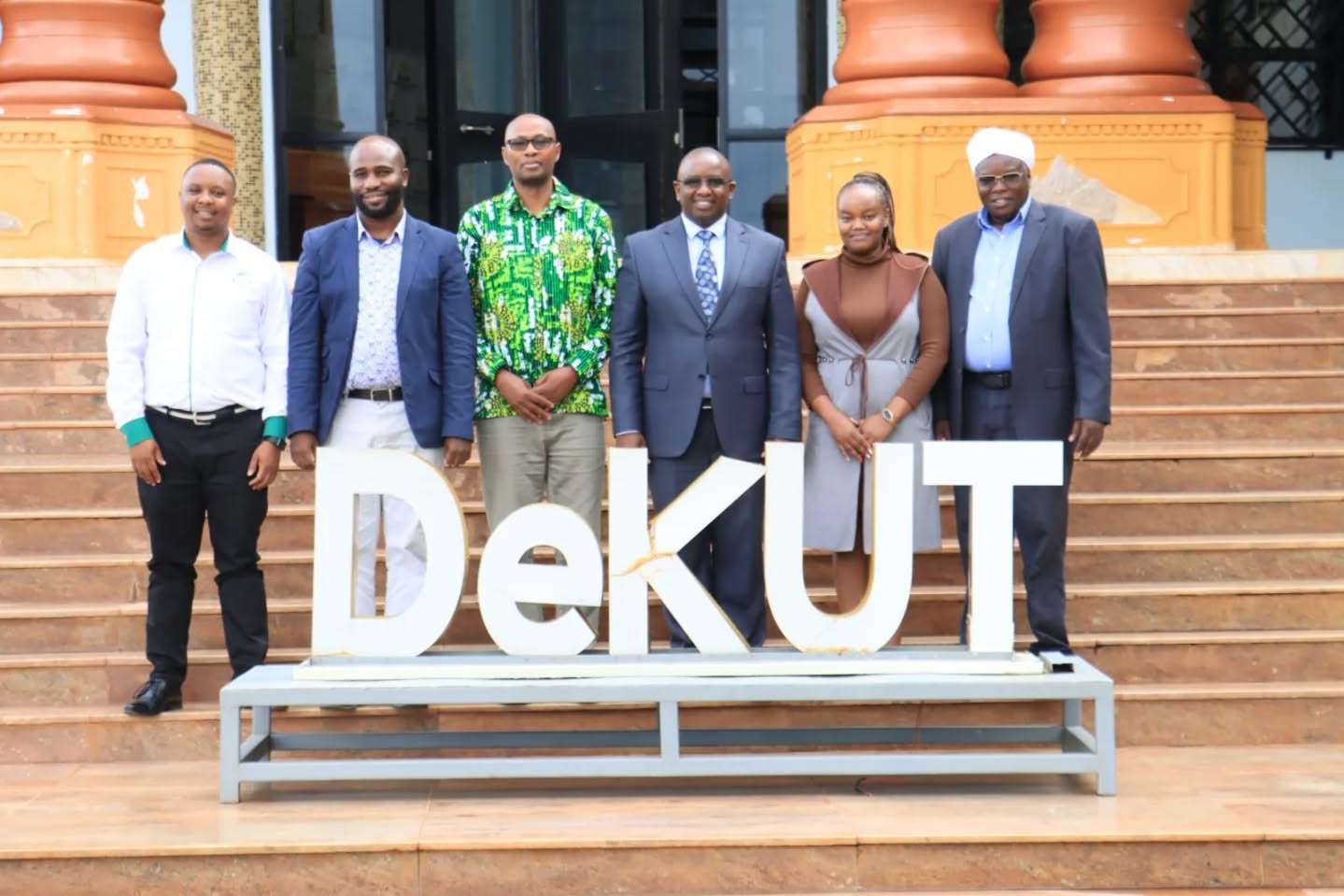 DEKUT